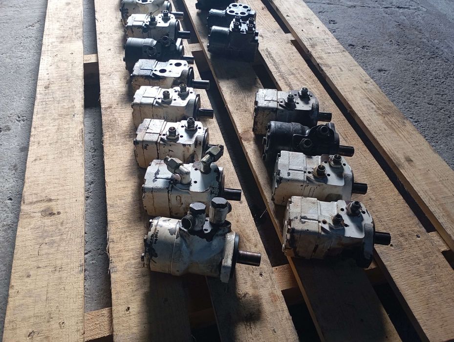 Hydromotor silnik hydrauliczny silnik orbitralny frez wałek klin 25mm danfoss dholandia sauer m+s hydraulic