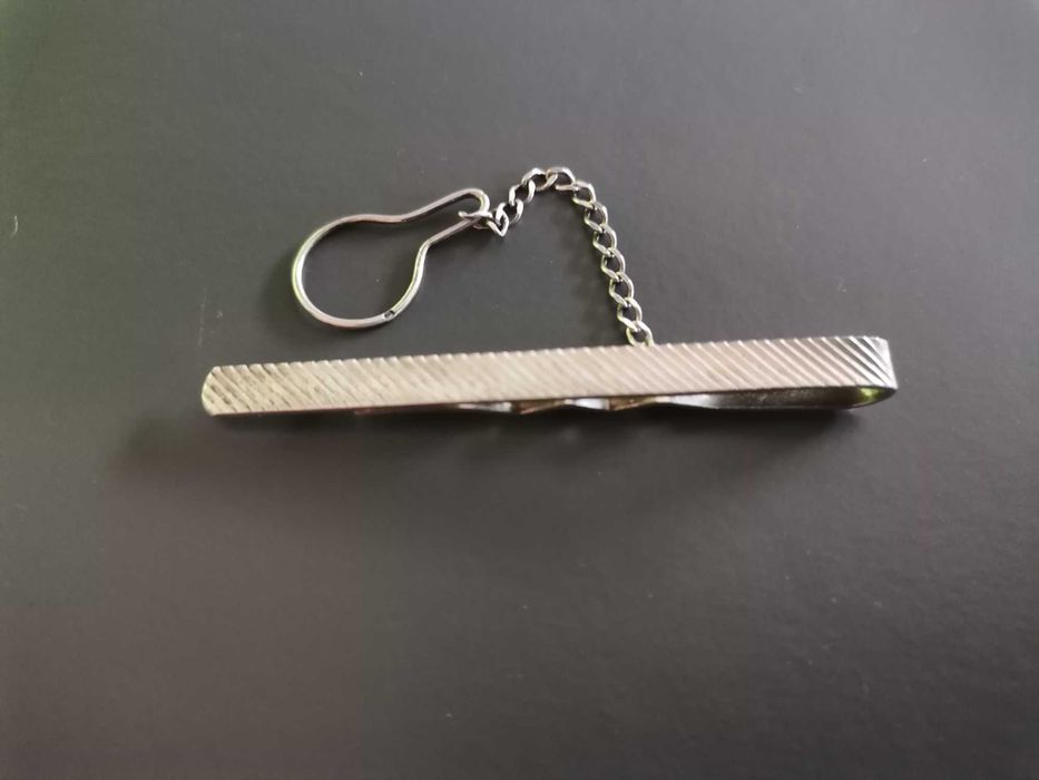 Dois Clipes / Molas / Tranquetas de gravata, em prata - vintage