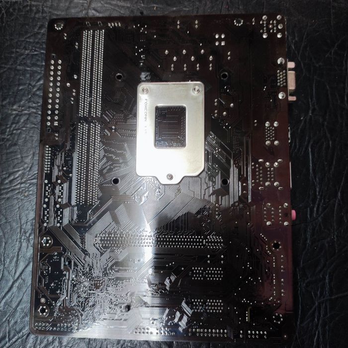 Продам GIGABYTE GA-H110M-s2