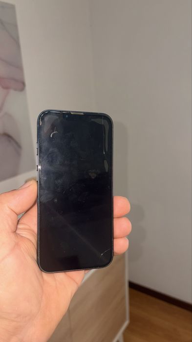 Iphone 13 azul escuro