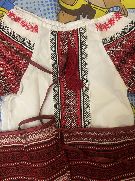 Вишиванка для дівчинки розмір 98-104