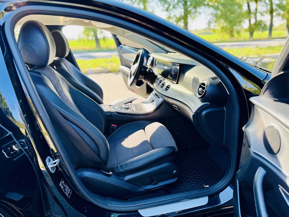 Mercedes-Benz E220D W213 Avantgarde 2019 рік