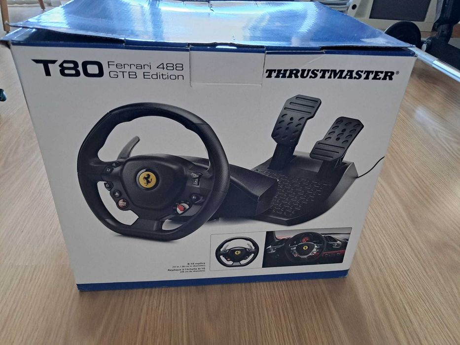 Volante + Pedais THRUSTMASTER T80 Ferrari 488 GTB (PS5/PS4/PC - Preto)