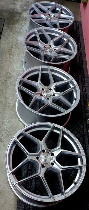 Alufelgi Japan Racing JR34  20 cali jak nowe 5x114.3