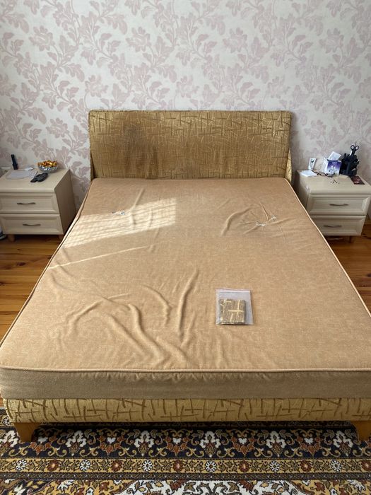 Ліжко двоспальне