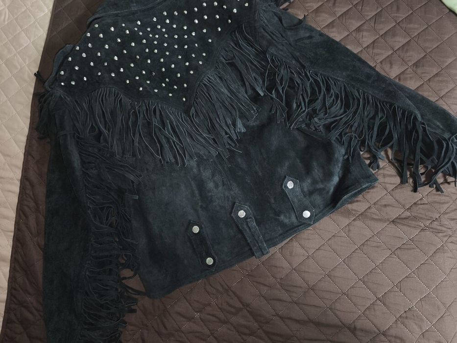 ХЛ, Замша натуральна,  косуха байкерстка з закльопками та  бахромою