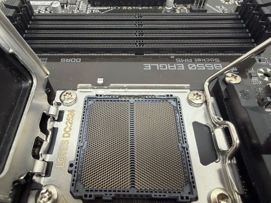 Gigabyte B650 EAGLE AM5 Ryzen DDR5 FV GW30D #639
