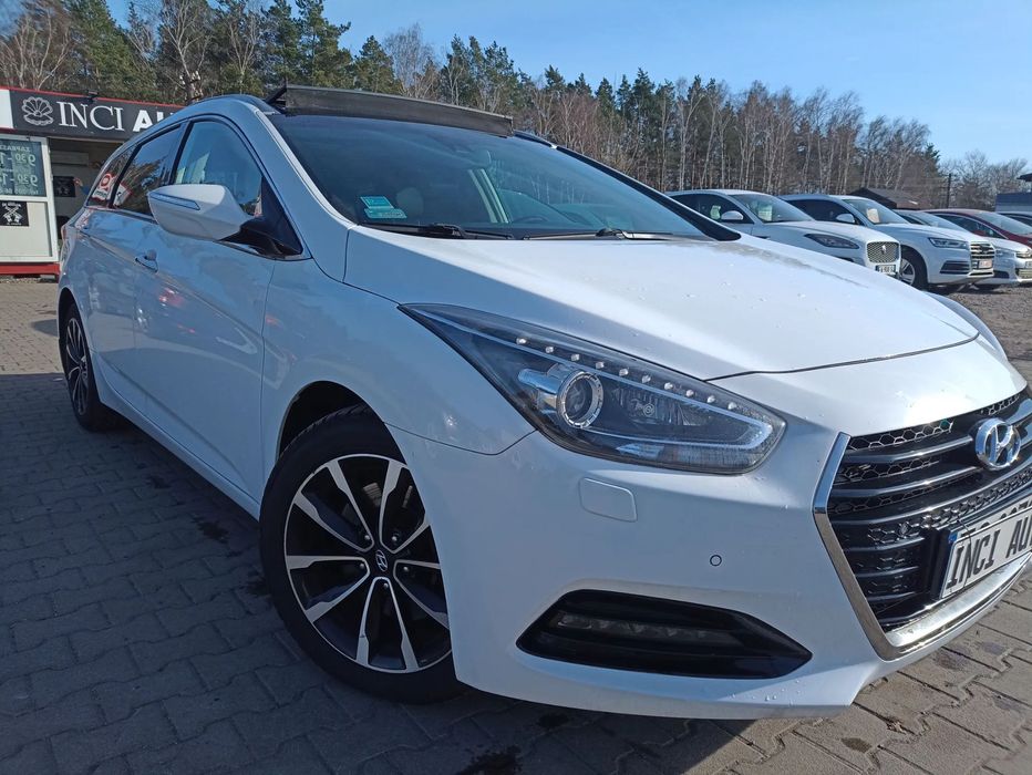 Hyundai i40 Panorama 1.7CRDi 221TyśKM 2016/17Rok Zarejestrowany Opłacony