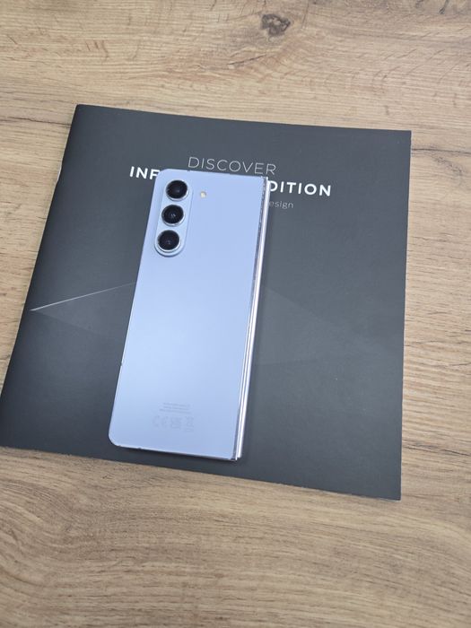 Продам Samsung Fold 5  12/256