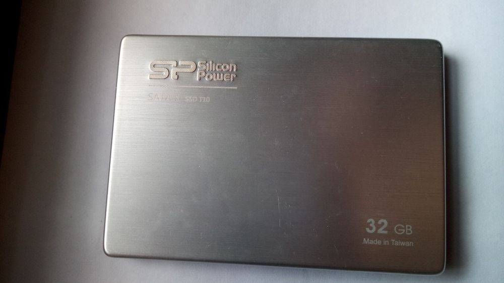 SSD диск 32 Гб. б/у .