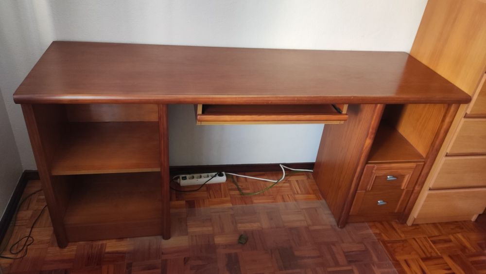 Mobilia de quarto para solteiro