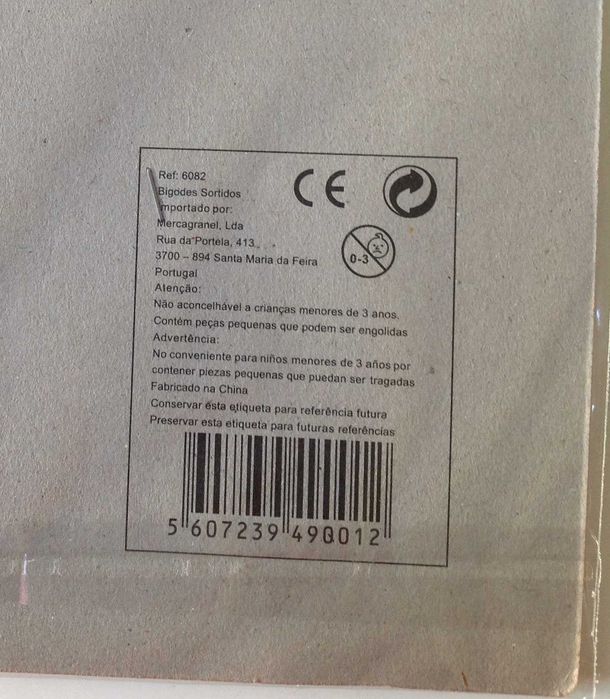 Bigode postiço de fantasia