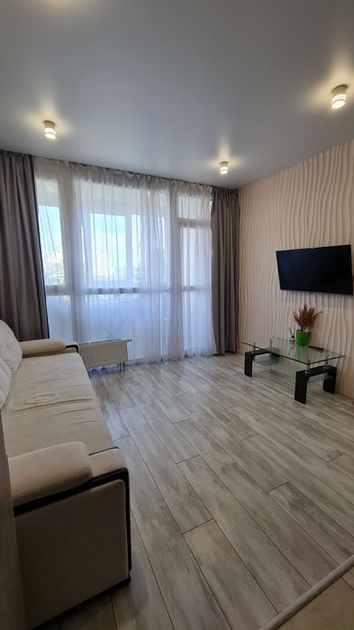 Подобово квартира студія Варшавський Виноградар Посуточно Варшавский