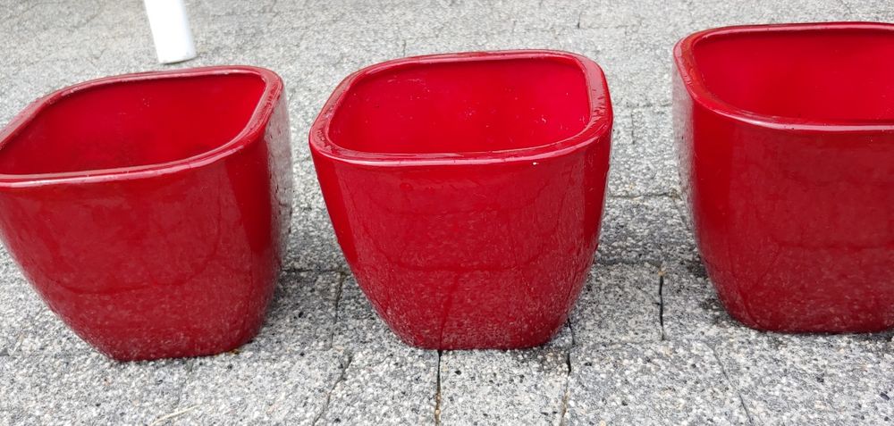 Czerwone Osłonki doniczki ceramiczne