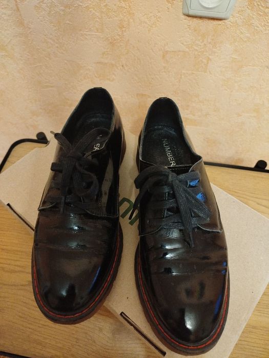 Туфли черные, лаковые,в хорошем состояние