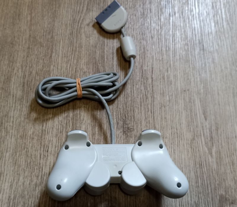 Джойстик к Sony PlayStation 1