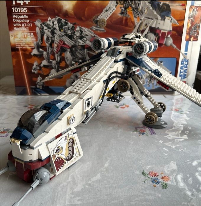 Lego star wars 10195 z pudełkiem i instrukcją!