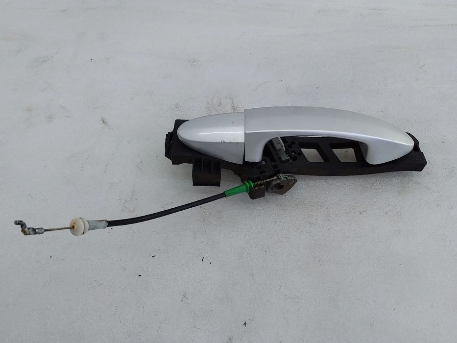Puxador porta trás esquerdo FORD Fiesta VI (CB1, CCN)