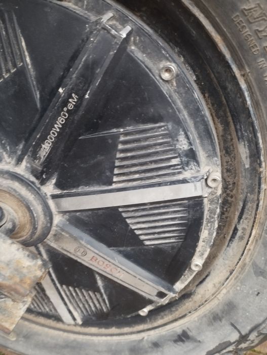 Скутер електричний 2квт.  без батареї