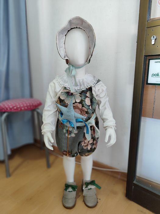 Manequim criança ( negociável)