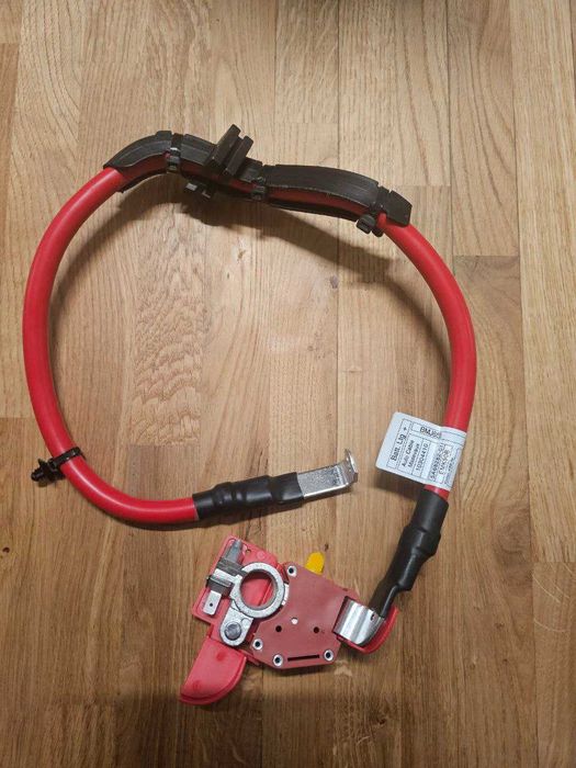 БМВ і4 G26 Клема плюсова, піропатрон 61125A68282