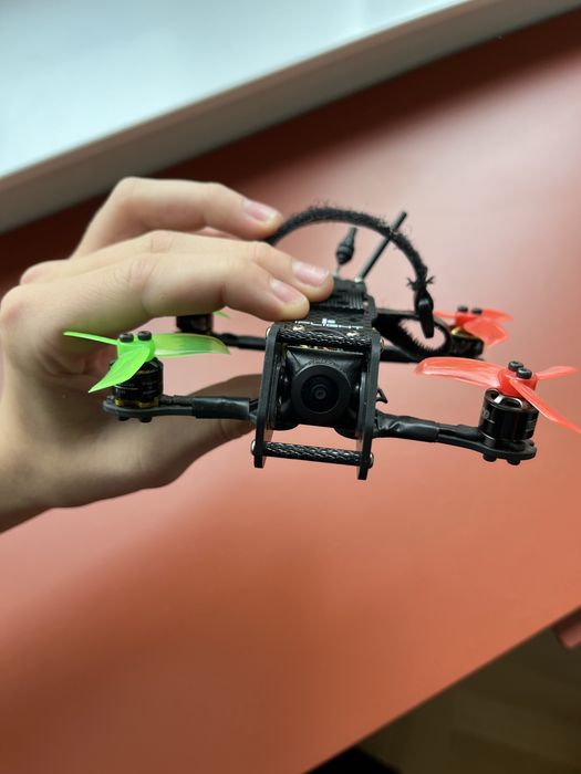 Dron fpv 3 cale (3s,bez ELRS)