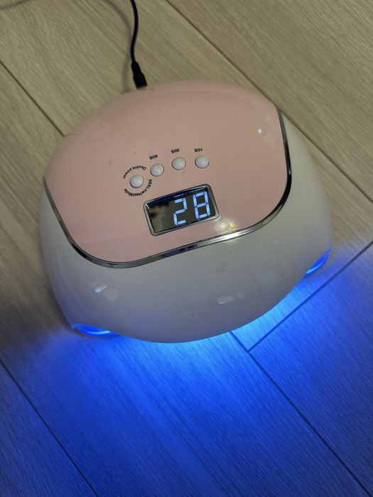 Лампа для манікюру