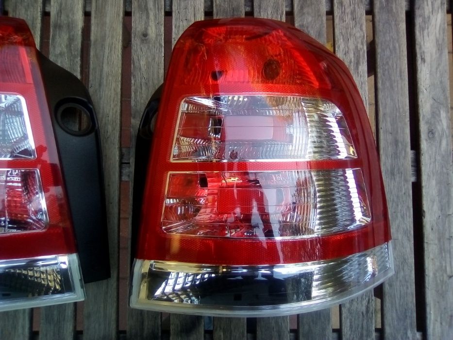 OPEL ZAFIRA B LIFT 2008 lampy tyl komplet idealne