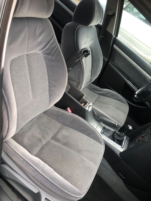 Peugeot 407 / 2.0 B + GAZ / Przyzwoity / ekonomiczny