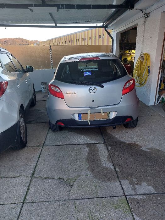 Vendo mazda 2 bifuel
