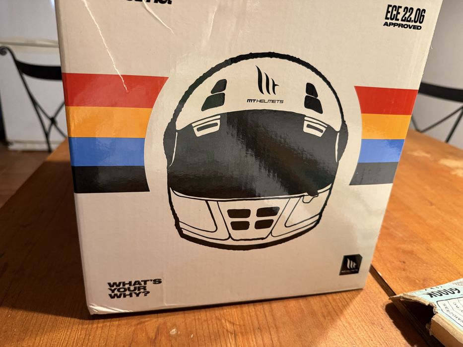 Capacete MT JARAMA SOLID S NOVO