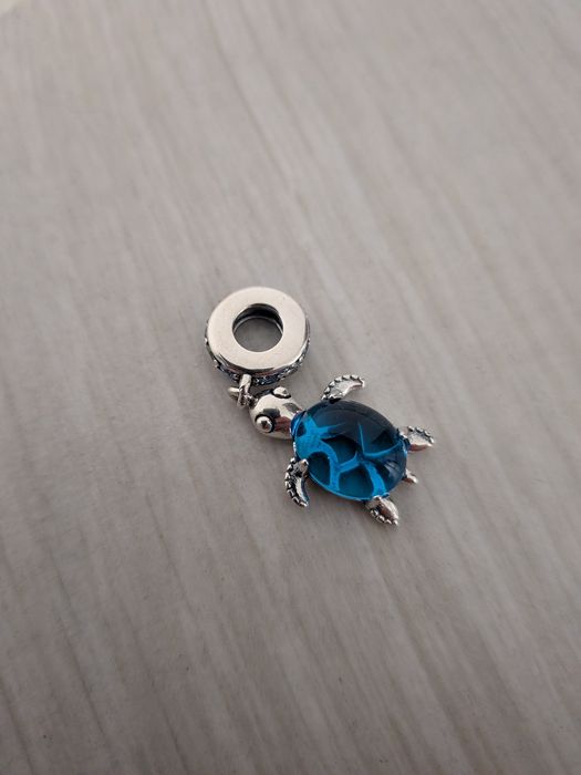 Charms żółw niebieski