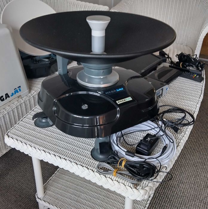 Automatyczna antena satelitarna MegaSat