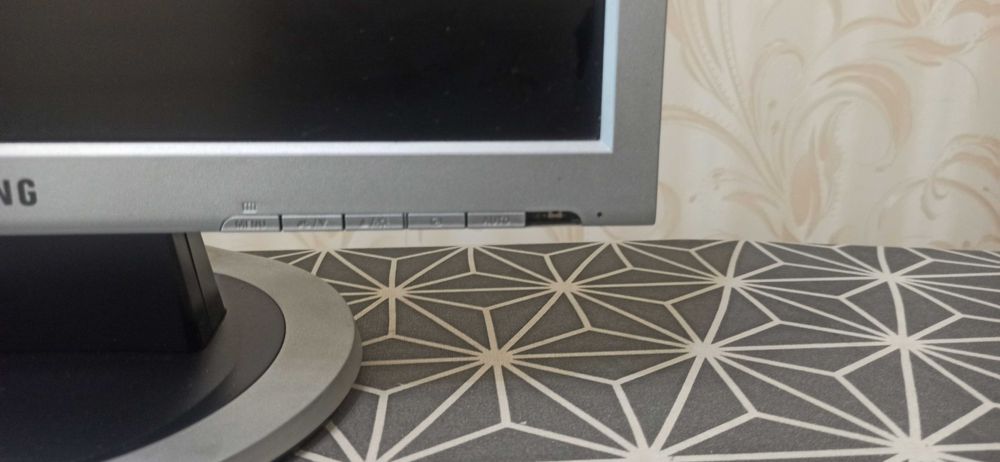 Монітор Samsung SyncMaster 920N