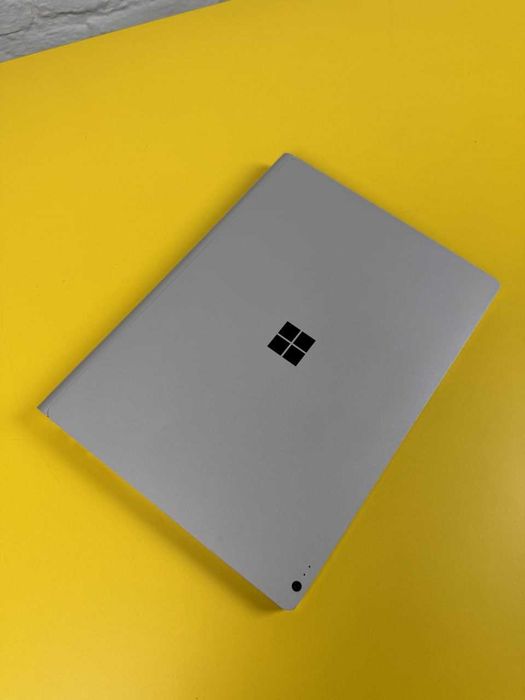 Ноутбук Microsoft Surface Book 2, 13.5 FullHD 3K IP/i5-7300U/8GB/256GB
