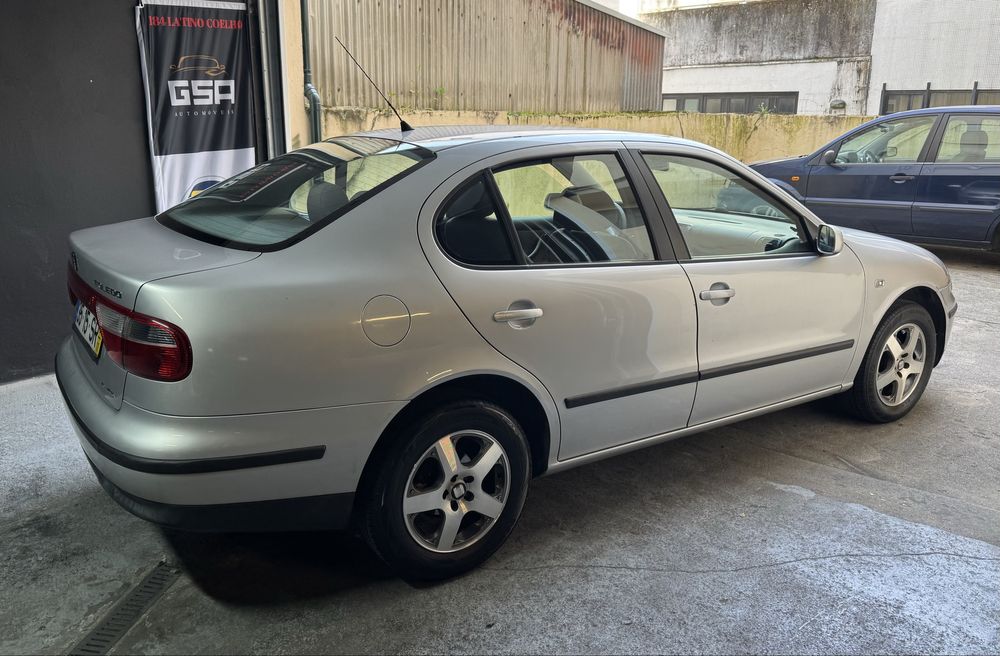 Seat Toledo 1.6 16V - Gasolina 105cv - Nacional 107Milkm