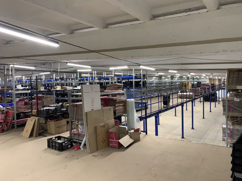 Продаж: Склад ( виробництво ) 4000м + 350м Офісів + 1,2 га територія