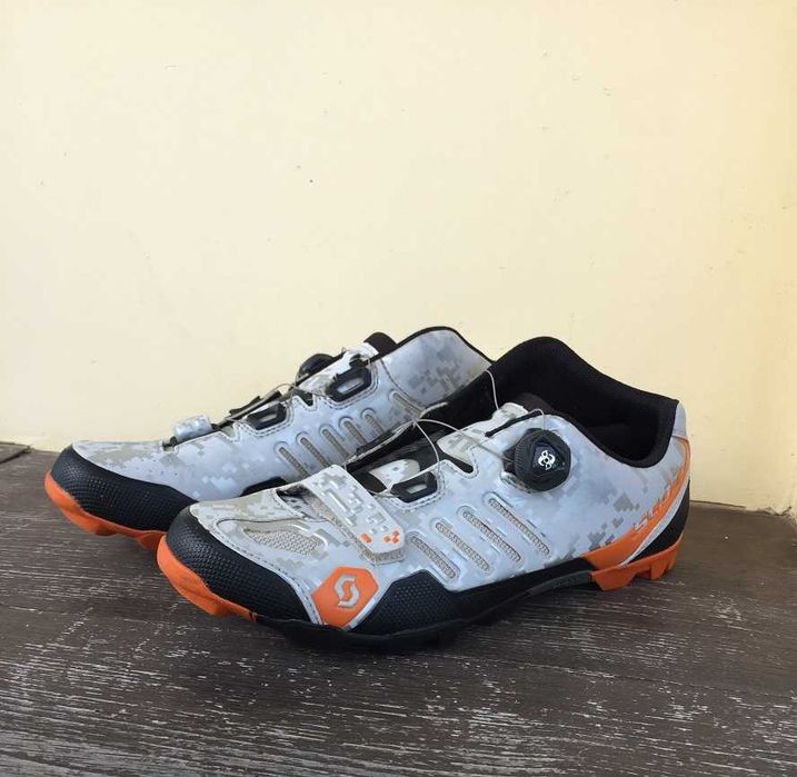 sapatilhas ciclismo nr. 44 --- SCOTT SHR-ALP RS MTB