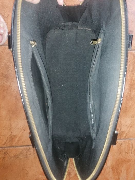 Сумка лакована в гарному стані