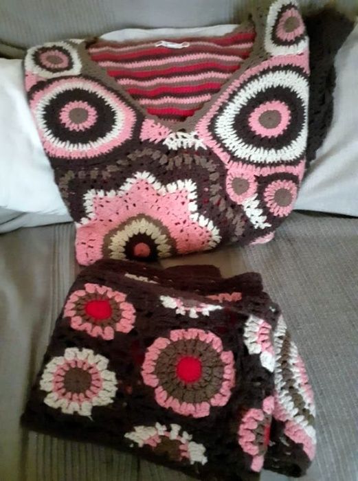 Pepe Jeans London. Camisola e cachecol, mulher. Retro. Linda!