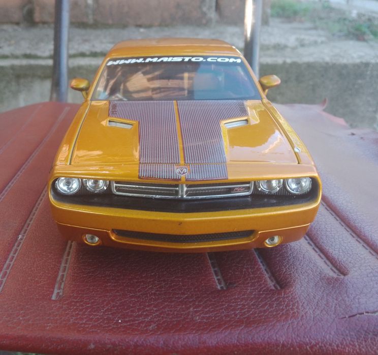Модель Dodge Challenger Concept 1:18 Maisto