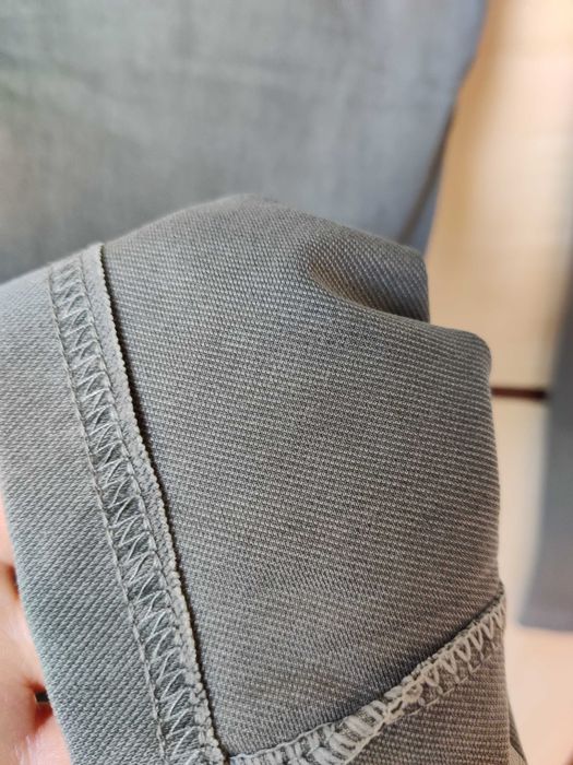 Літні джинси у спортивному стилі