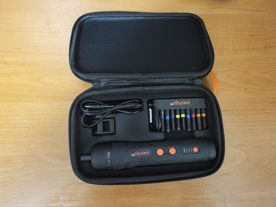 Аккумуляторная отвертка Dnipro-M CSD-40 X