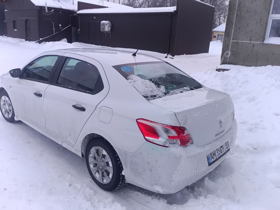 Пежо 301 седан 2013рік