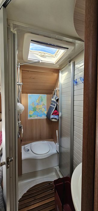 Autocaravana Bürstner Aviano i684