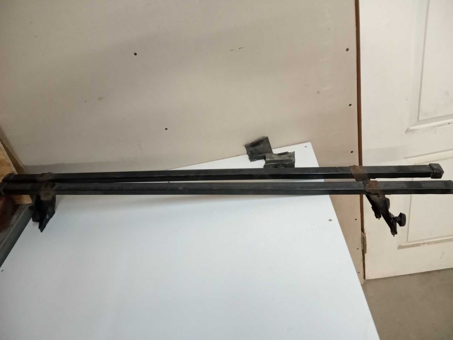 Багажник на крышу Amos