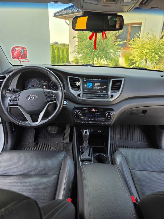 HYUNDAI TUCSON 1.7 CRDi 141 km automat 7DCT | Full opcja | Kamera | Skóra | Navi | 2017