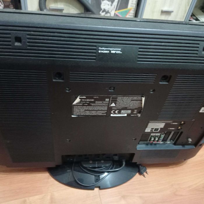 TV 32 polegadas Panasonic TX L32U10 E