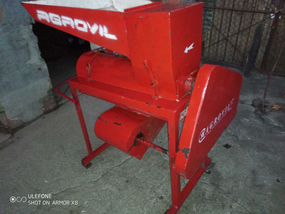 malhadeira de milho AGROVIL eletrica e monofasica