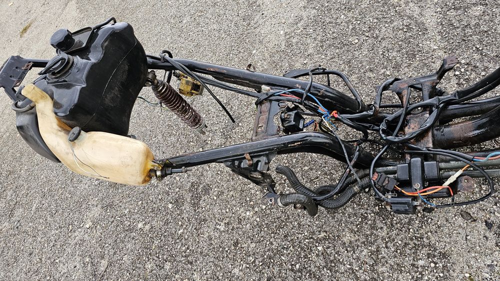 Aprilia Sr 50, рама  здт, пдт. Кузов сиденье